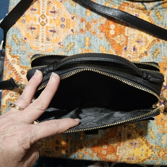 Michael Kors Crossbody - Picture 4 of 5